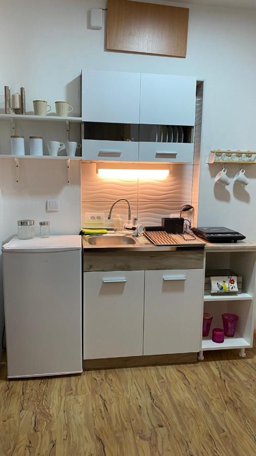 Lilyy Apartman Leskovac  Kültér fotó