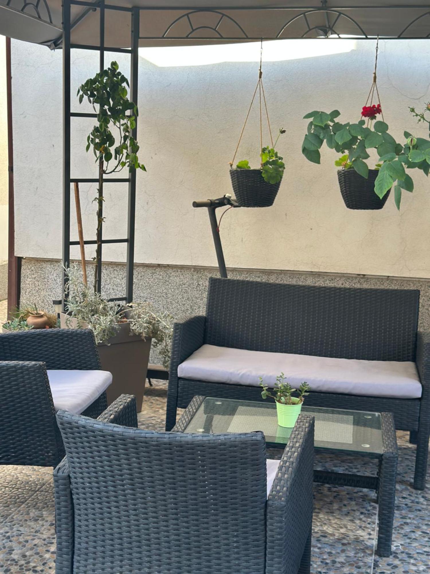 Lilyy Apartman Leskovac  Kültér fotó