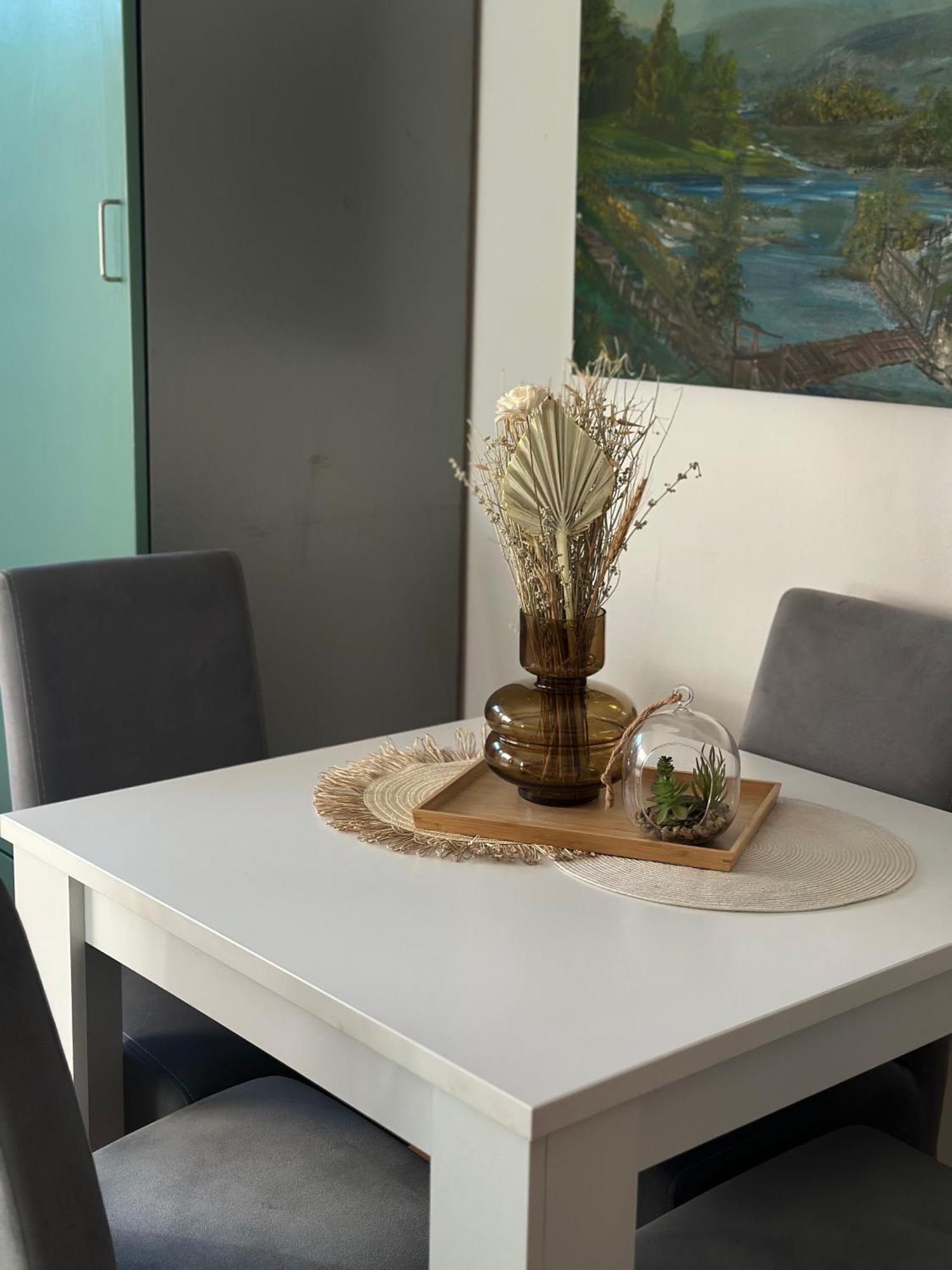 Lilyy Apartman Leskovac  Kültér fotó