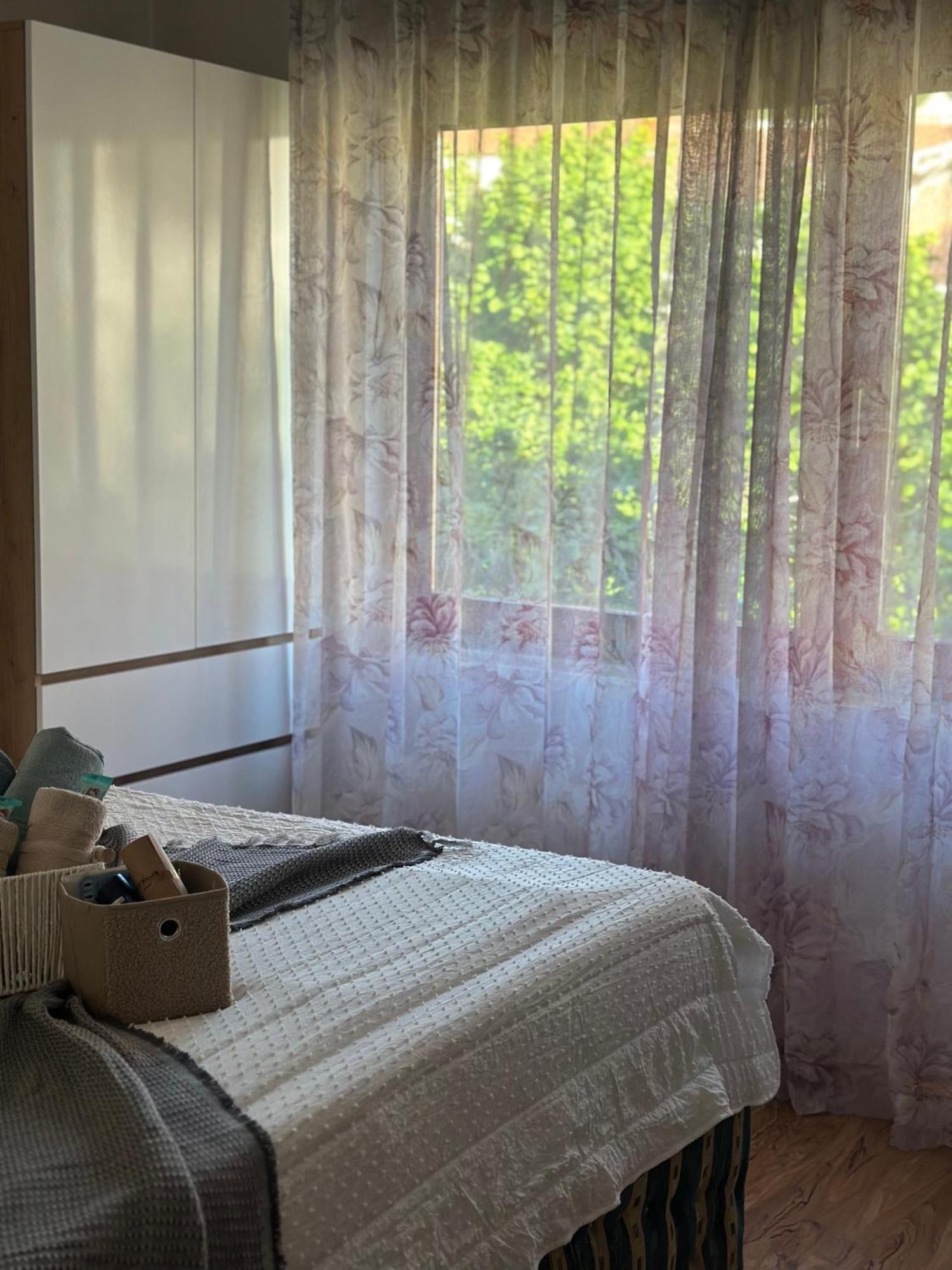 Lilyy Apartman Leskovac  Kültér fotó